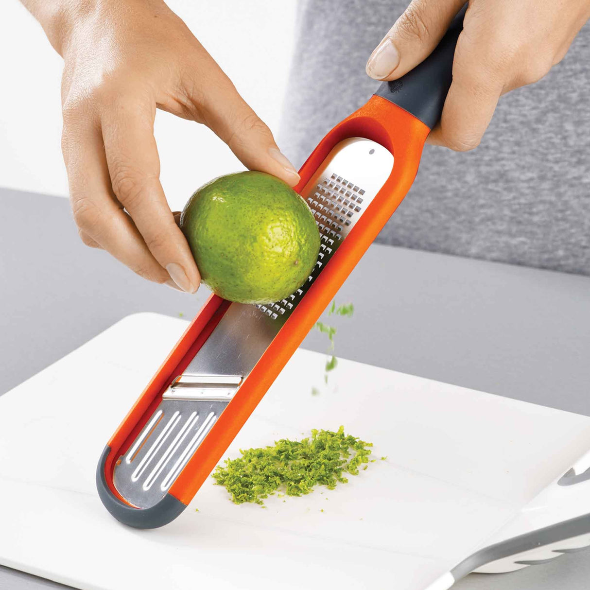 2-in-1 Mini Grater and Slicer