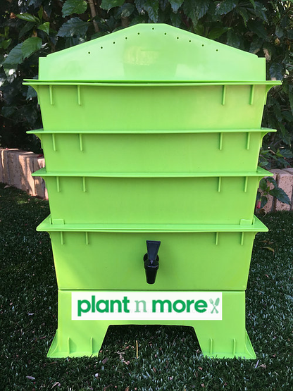 Vermihut Worm Farm •  مزرعة دودة الأرض - plantnmore